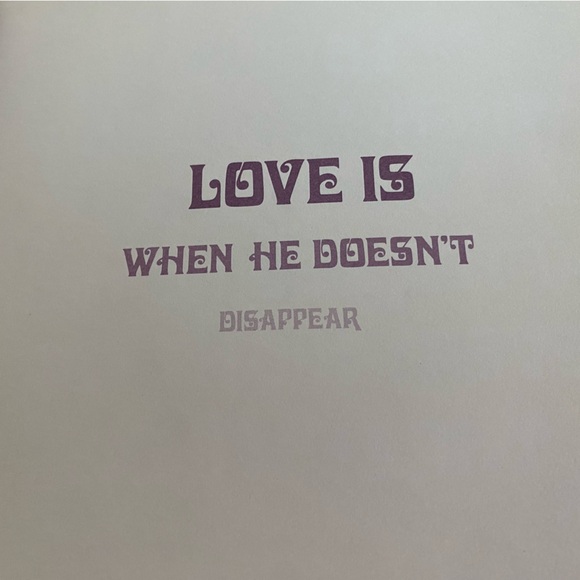 Vintage Book “Love is when you meet a man who doesn’t live with their mother” - Picture 9 of 14